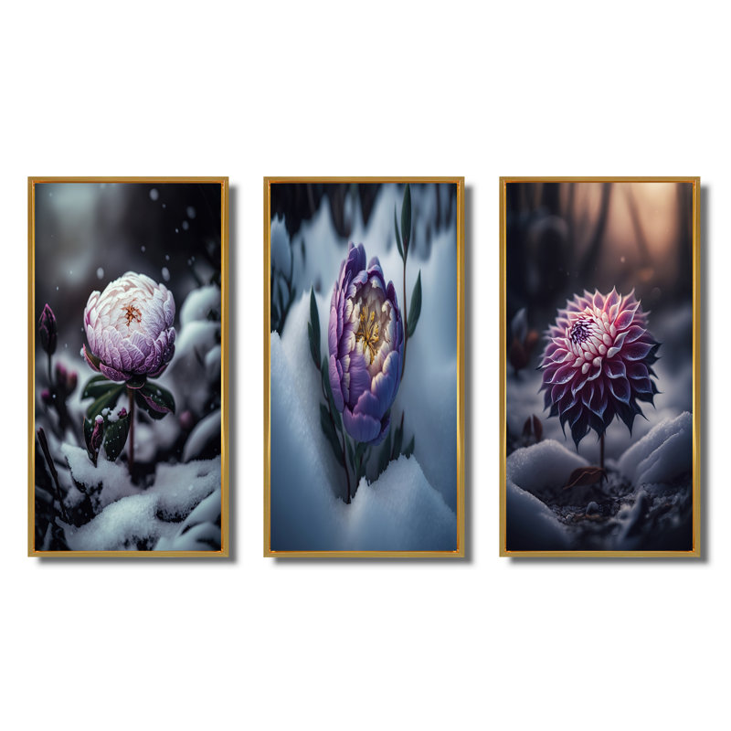 «A Blooming Puple Peony Flower in Winter», ensemble de 3 impressions, H 28 po x l 36 po, Cadre flottant doré