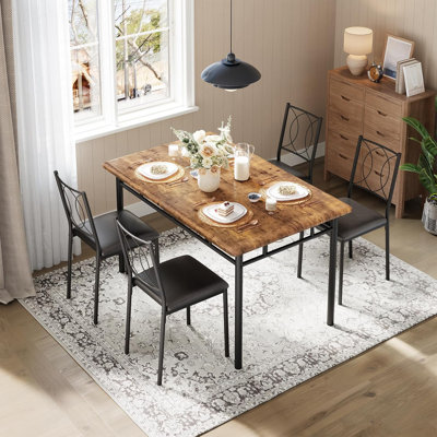 Ensemble de table de salle à manger Farmhouse pour 4 personnes, table de cuisine en bois avec chaises rembourrées, mobilier de salle à manger compact pour petits espaces, brun