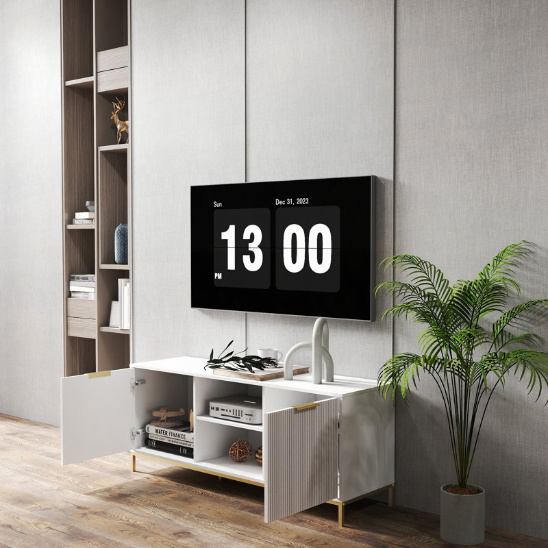 Meuble télé moderne avec portes ondulées, tablette ouverte et tablette réglable - élégant et fonctionnel pour votre salon