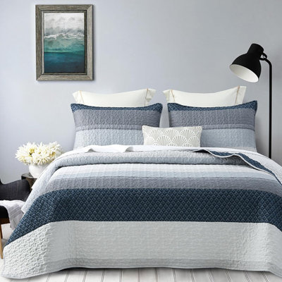 Sleepbella Quilt Set 3pcs, Printed With Pattern, All Season Lightweight Coverlet Sets