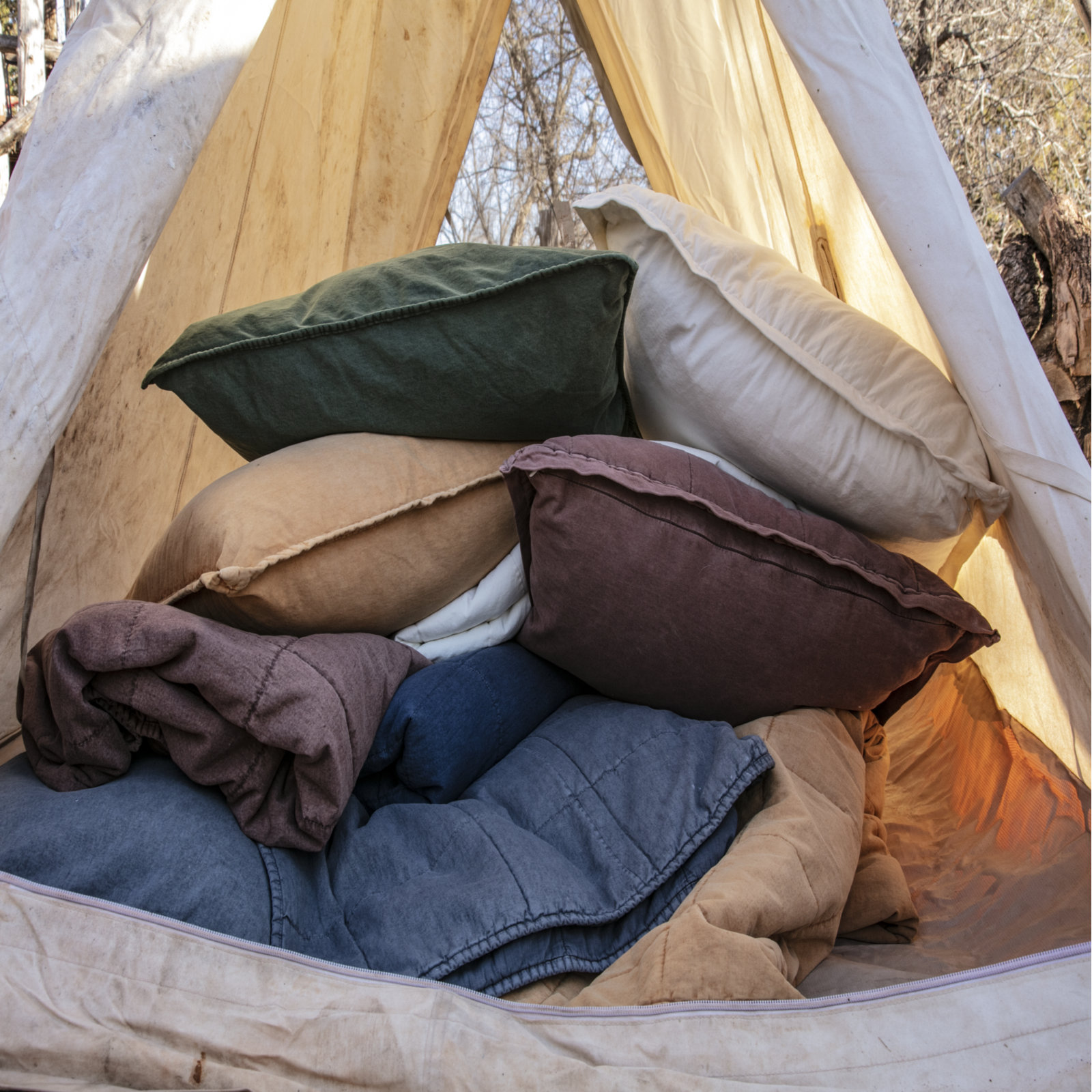  Stonewashed Cotton Canvas Solid Color Timeless Basic Rustic Chic Coverlet Set, Duffle Bag, Queen Coverlet + 2 Standard Shams