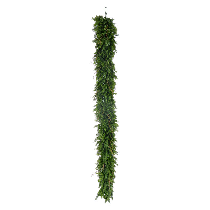 Mixed Berry And Pine Garland