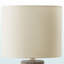 Lampe de table Mara standard en résine taupe et abat-jour ivoire, H 16,87 po x l 9,25 po x P 9,25 po