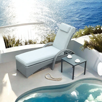Chaise longue d'extérieur réglable en osier PE