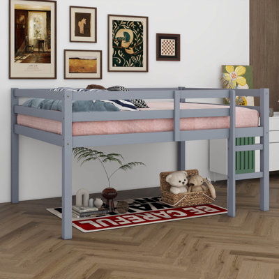 Lit mezzanine double avec échelle et garde-corps, cadre de lit bas avec espace de rangement, cadre de lit mezzanine en bois d'hévéa pour enfants adolescents