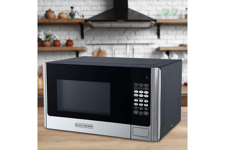 The Best Dorm Microwave Options For Students This Year