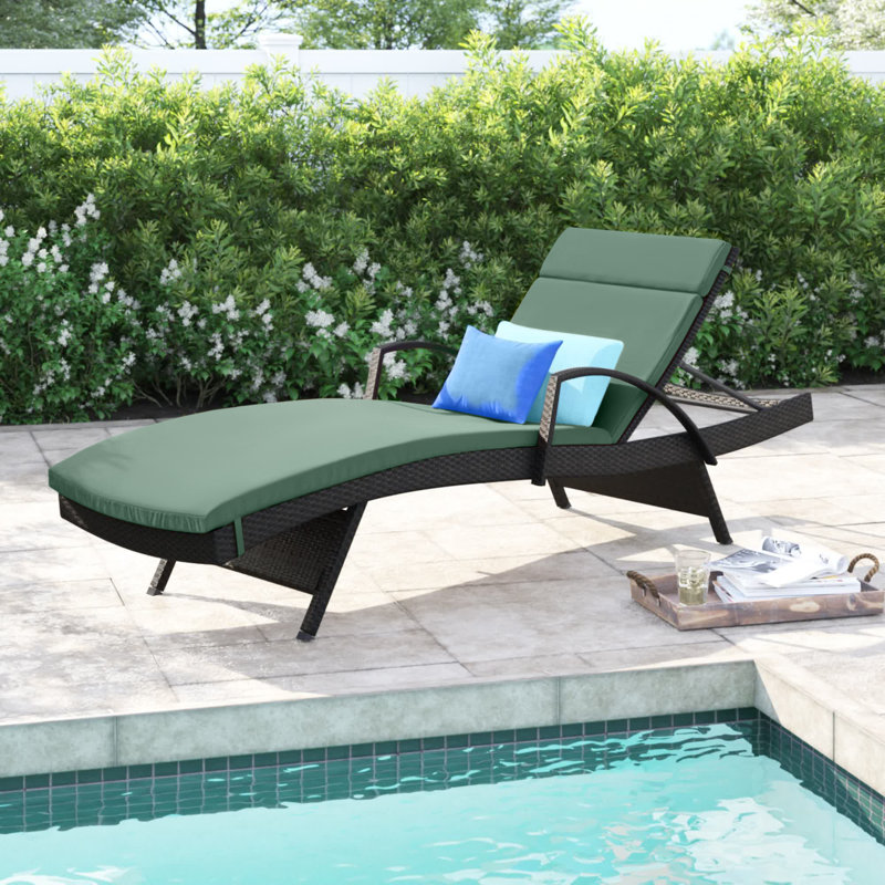 Billur Outdoor Chaise Lounge , Cushion Included, Jungle Green