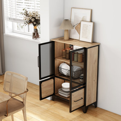 Unité de rangement à 4 portes en fer avec tablette réglable, détails en métal noir, pour les portes d'armoire sophistiquées et les pieds, un bon choix