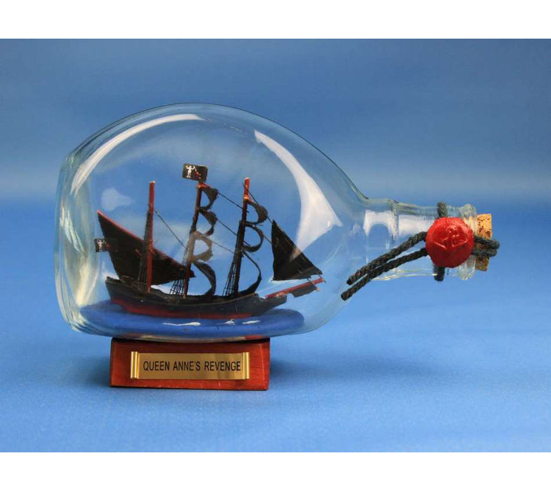 Modèle de pirate livré dans une bouteille Tarrytown