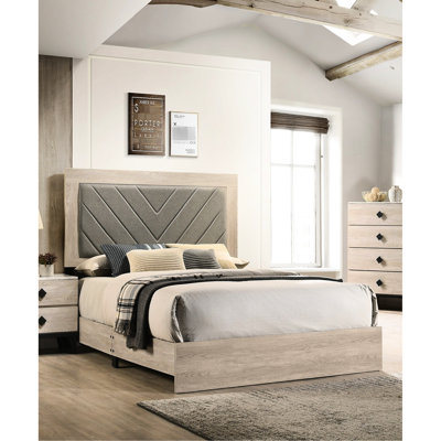 Grand lit transitionnel, finition crème, tête de lit en tissu gris, cadre en bois gris et bois d'hévéa