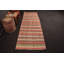 Tapis turc kilim rose tissé à la main: style antique rétro pour les escaliers et les couloirs