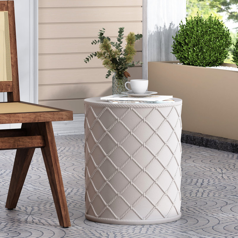 Table d'appoint antique en béton blanc avec corde nautique - 15,03 po x 17,72 po prête à être utilisée