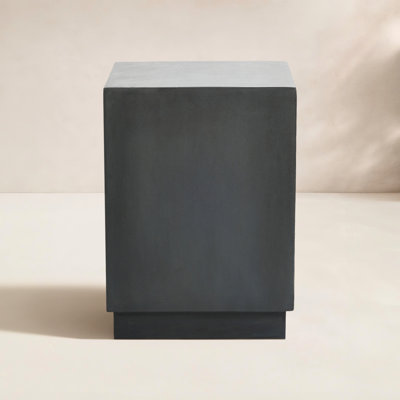 Novato 13" Patio Side Table