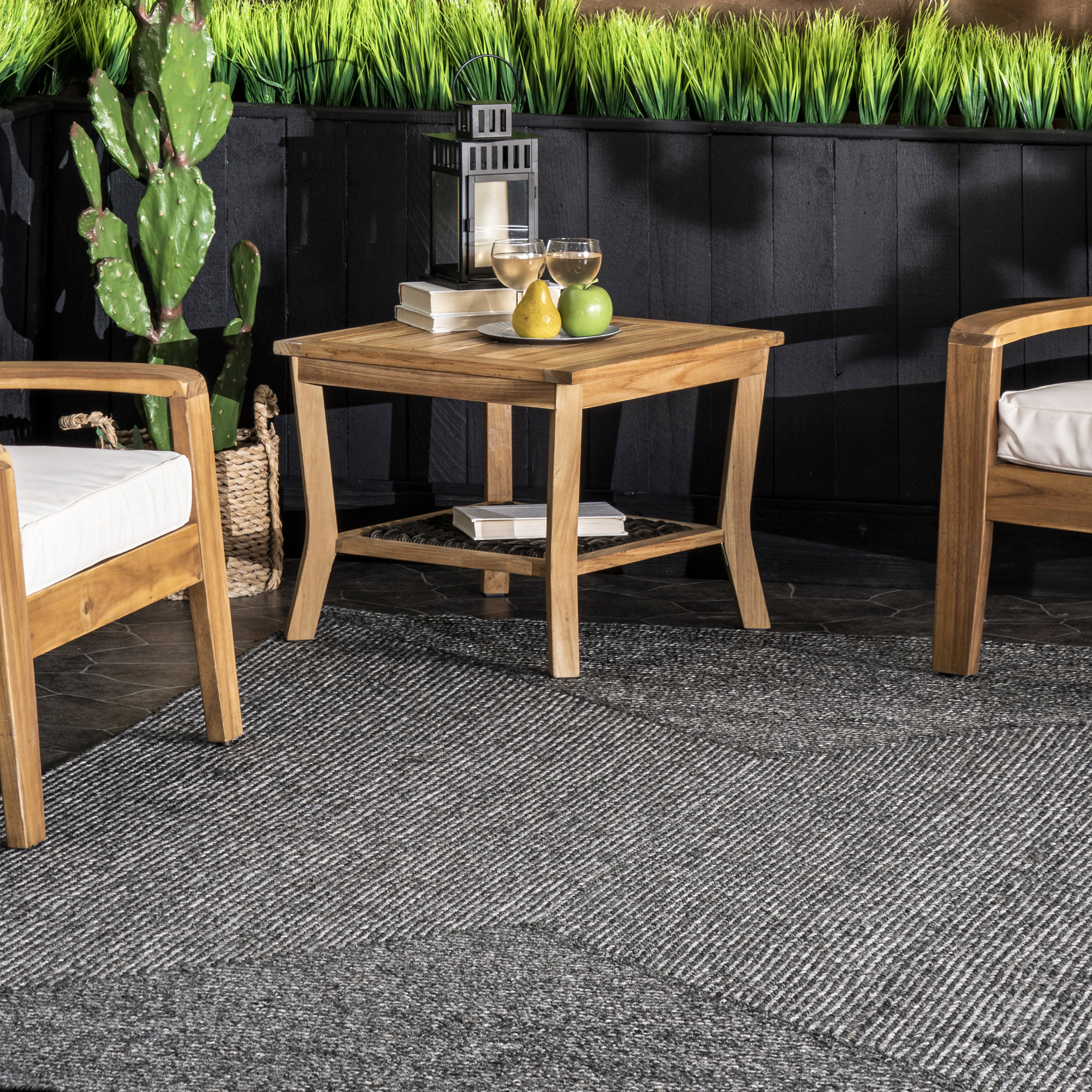 Edie Casual Braided Gray/White Indoor/Outdoor Rug, Square 10', Charcoal