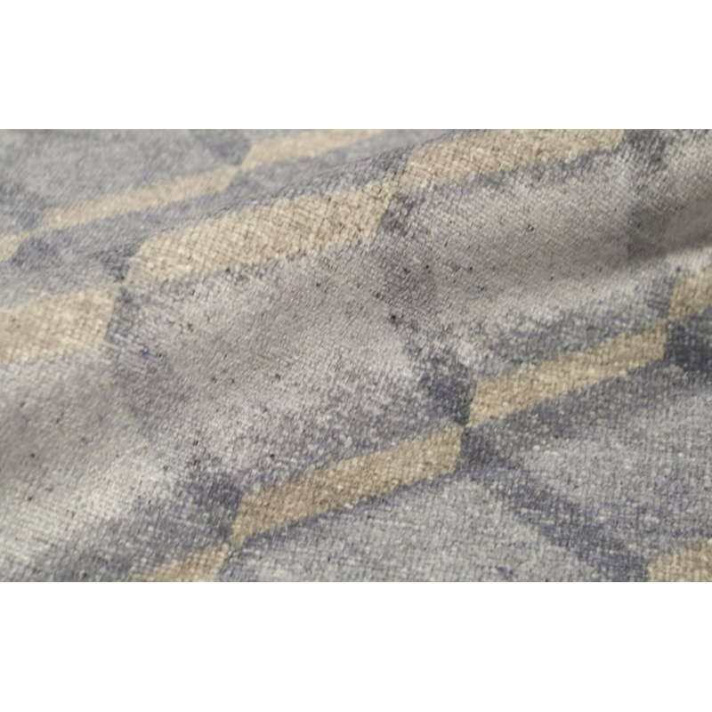 Geometric Area Rug in Gray