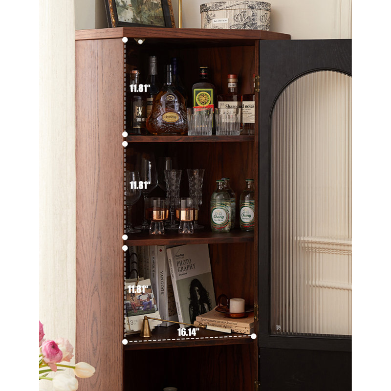 Armoire de coin en chêne français rétro