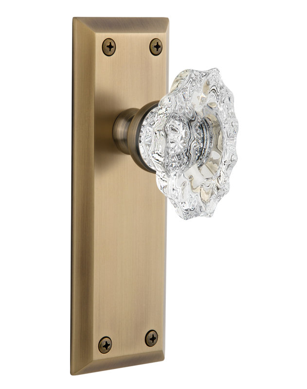 Double plaque Grandeur Fifth Avenue avec bouton de porte en cristal Biarritz, Laiton rétro