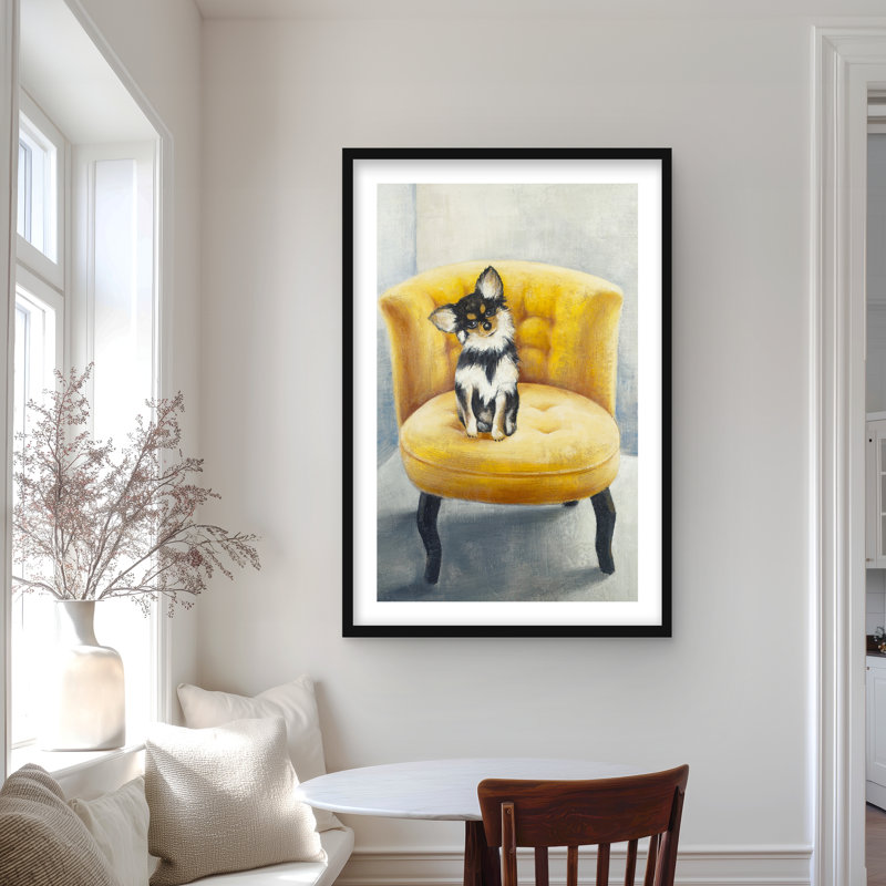 Imprimé chihuahua à poils longs | Décoration de fauteuil jaune
