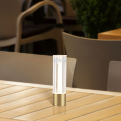 Lampe portable d'extérieur à DEL à intensité variable 8 po Cessa