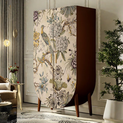 Armoire à double porte avec tablettes et tiroir