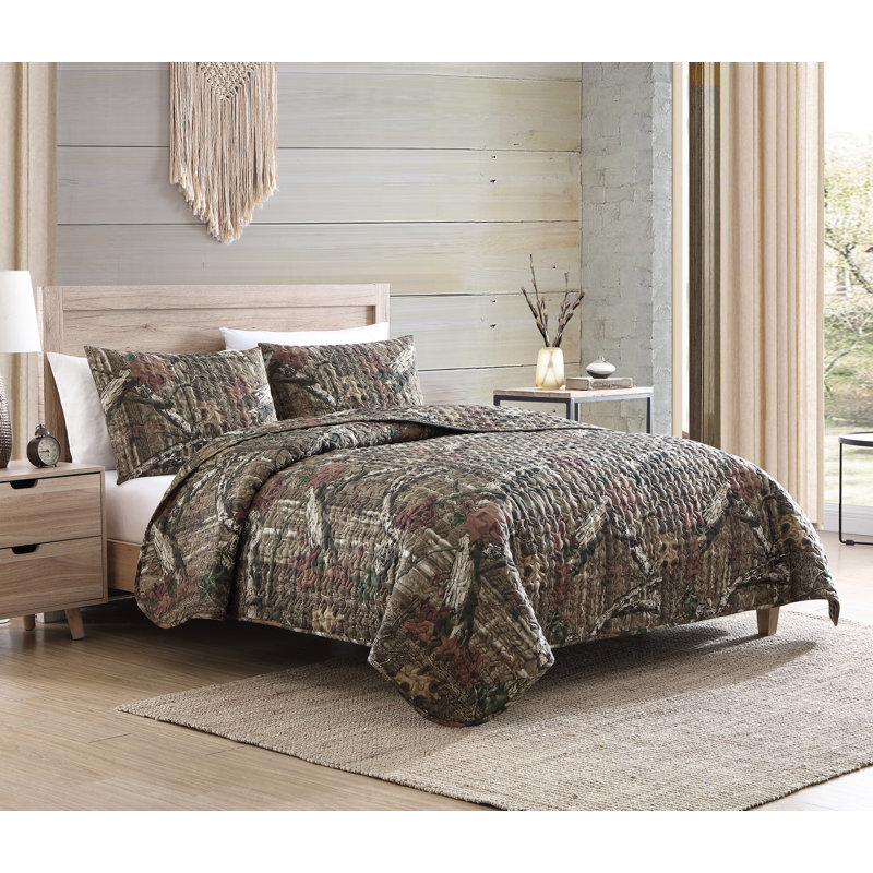 Sateen Camouflage Quilt, King Quilt + 2 Shams