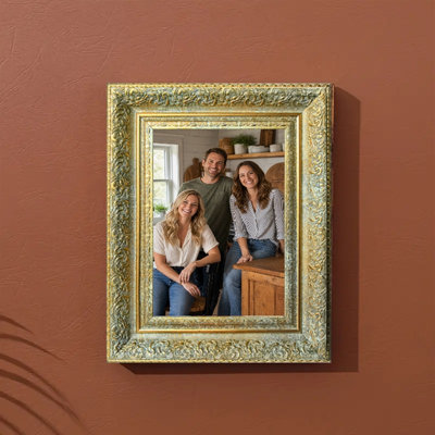 Antique Gold 3 PCS 11" x 14" Cozy Picture Frame with Decorative Profile