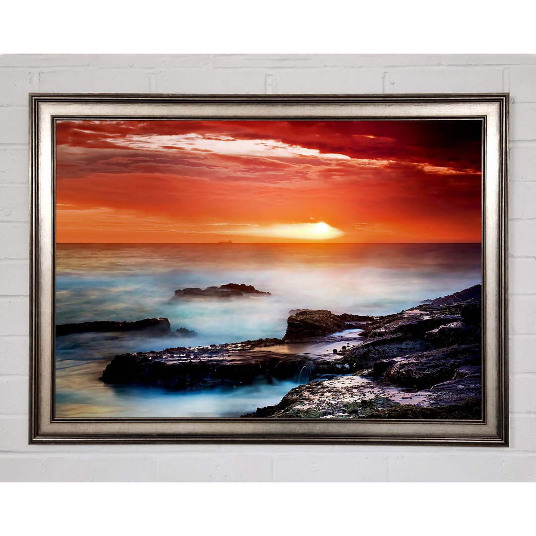 Gerahmtes Leinwandbild Misty Ocean Sunset