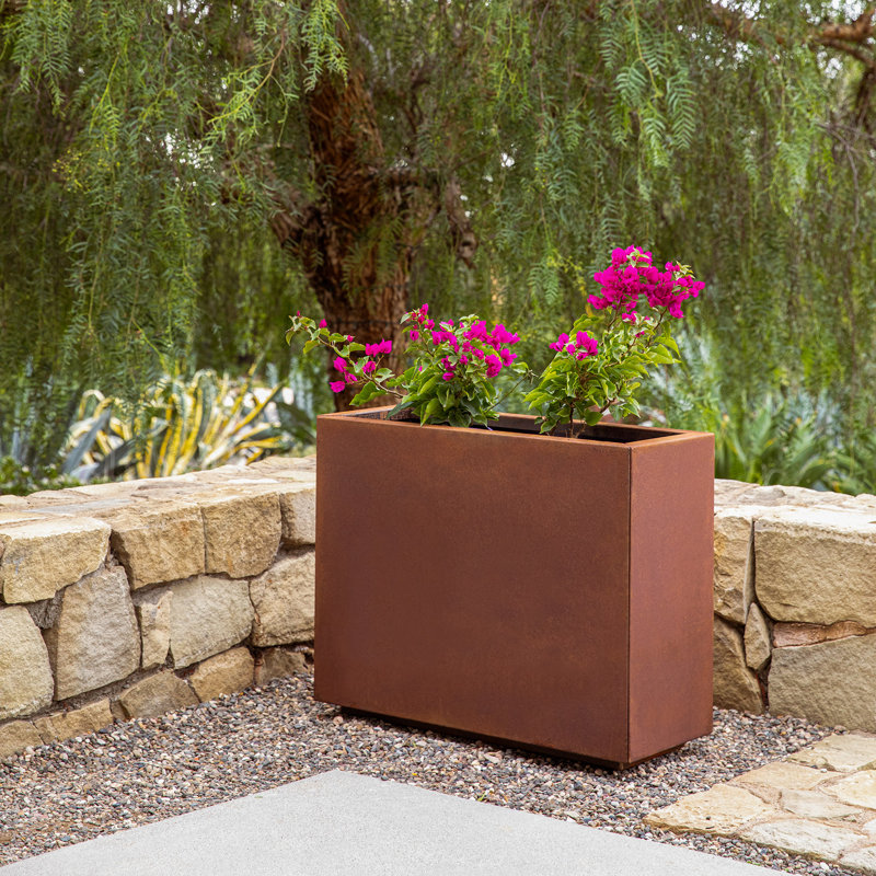 Jardinière rectangulaire en métal Corten Steel Series, H 24 po x l 30 po x P 12 po