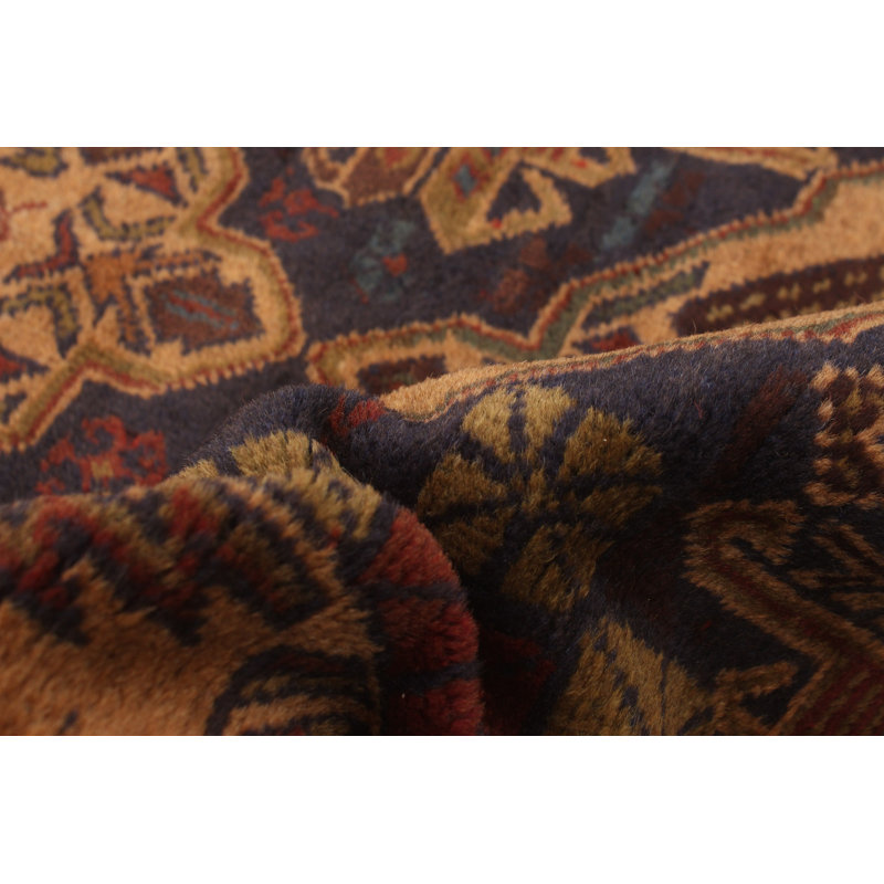 Tapis bleu marine foncé Lynnisha 3 pi 7 po x 6 pi 7 po