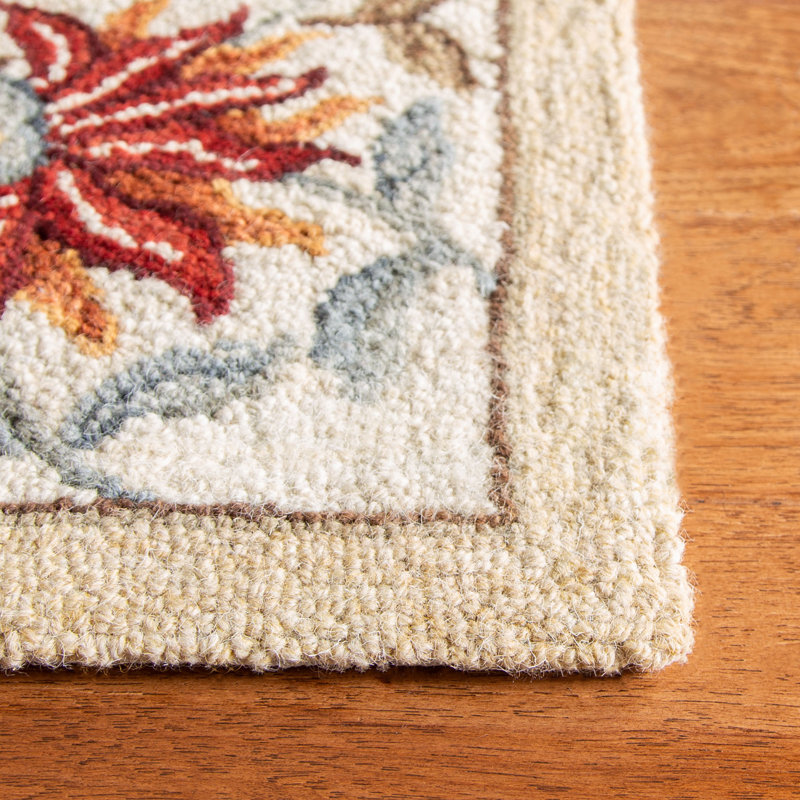 Lark Manor Hollander Hand Hooked Wool Floral Rug & Reviews | Wayfair