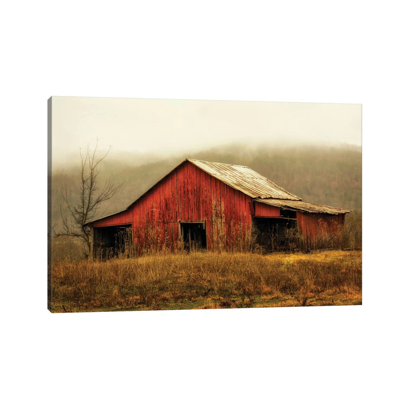 Skylight Barn in the Fog par Andy Amos - reproduction de photo, H 26 po x l 40 po x 1,5 po, Toile tendue