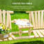 Ensemble de jardin avec table et chaises en bois, foyer extérieur pour porche, terrasse ou jardin, tons naturels.