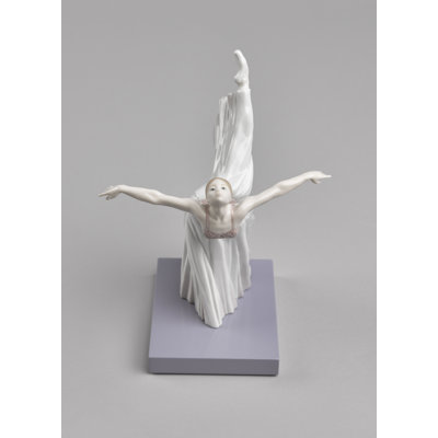 Giselle Arabesque Ballet Figurine