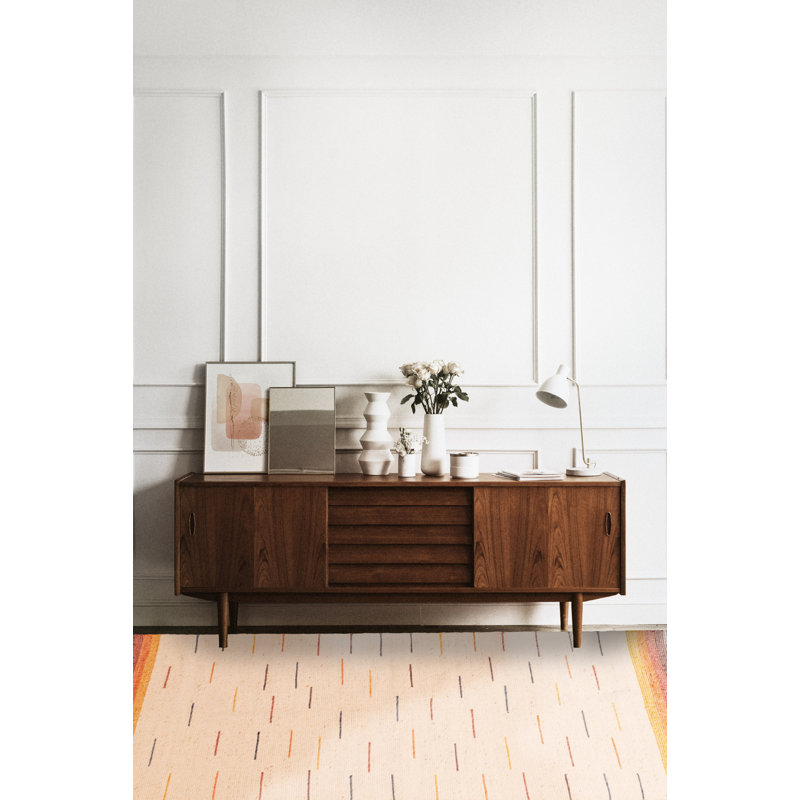 Cream Kilim 5'1" x 7'9"
