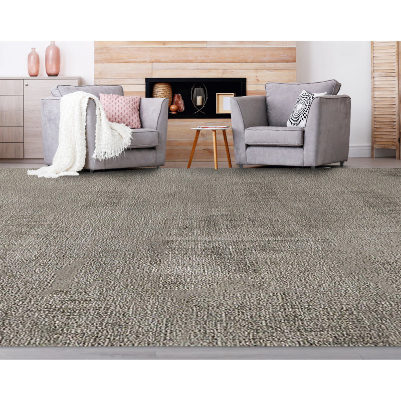 Wool Area Rug in Dark Gray