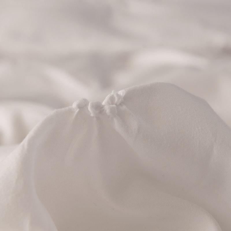 Cloudy Soft Set - Soft Microfiber, Tufted Boho Set, Queen Comforter + 2 Standard Shams, White Star