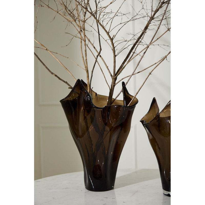 Vase en verre 16 po x 21,5 po, H 21,5 po x l 16 po x P 16 po