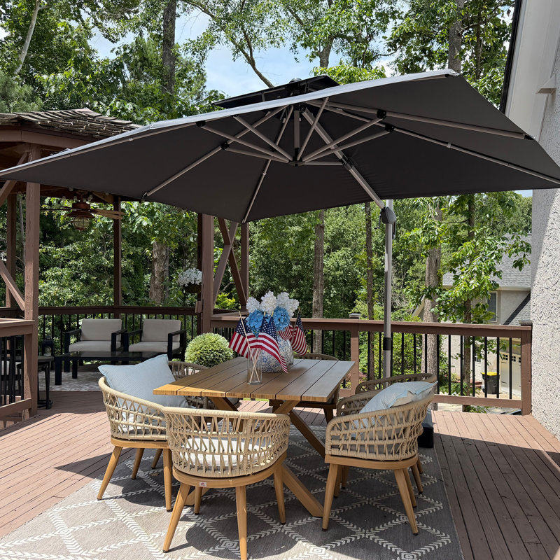 Parasol rectangulaire en porte-à-faux avec base Bohusiavice, H 108 po x l 132 po x P 108 po, Gris