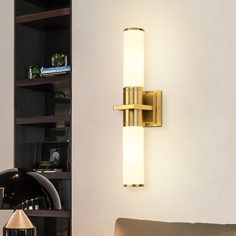 Luminaire de meuble-lavabo moderne avec abat-jour en verre Izzabelle, Opale