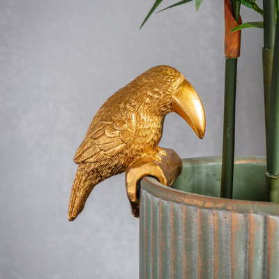 Ansen Animals Weather Resistant UV Resistant Plastic Garden Statue