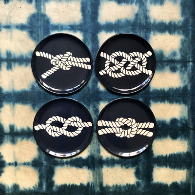 Scrimshaw Round 4 Piece Coaster Set