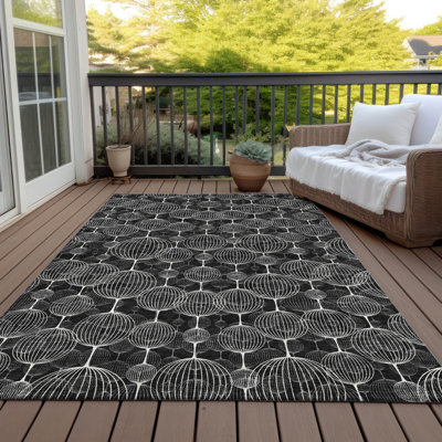 Mahaney Geometric Indoor Rug