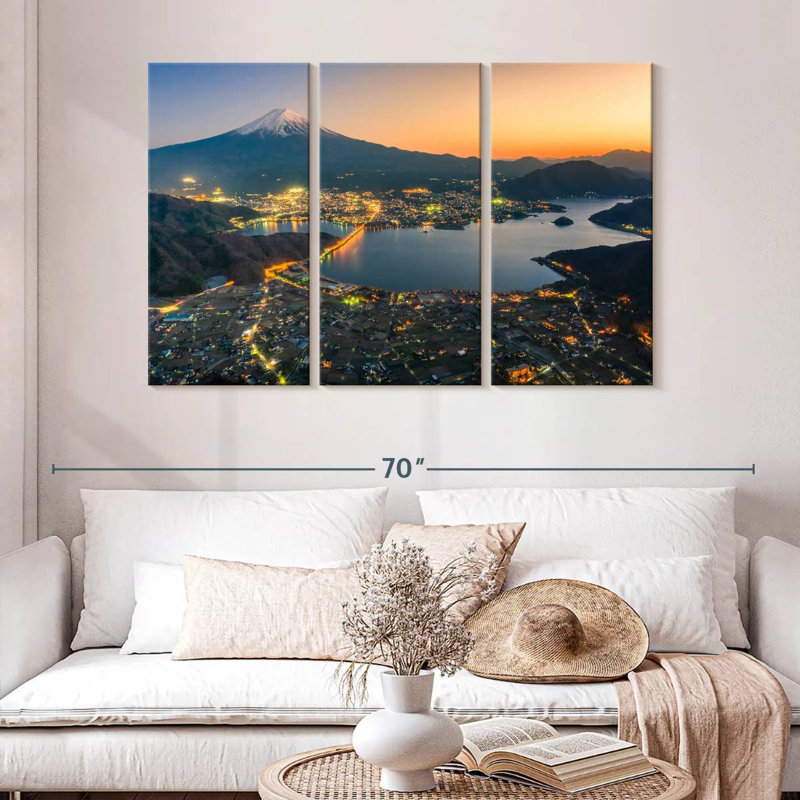 Sireci Fujikawaguchiko Japan, 32" H x 50" W