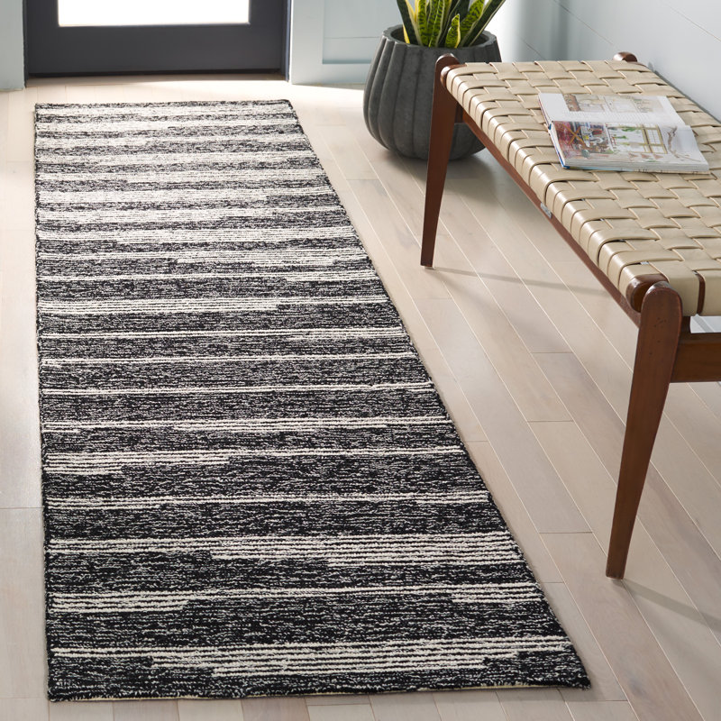 Doralia Ebony Hand Tufted Wool Cotton Rug in Black/Ivory, Runner 2'3" x 9'