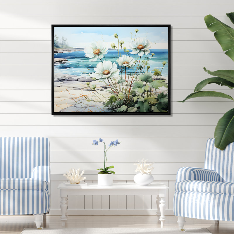 Fleur dans une vue océanique calme sur la plage I - art mural minimaliste côtier, Cadre flottant noir