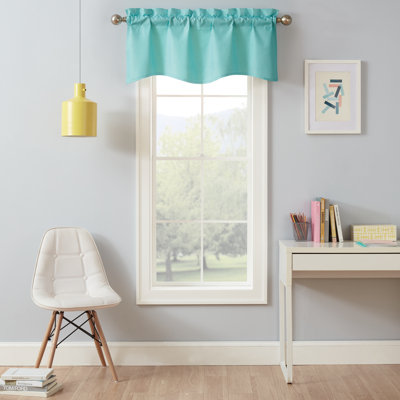 Kendall Scalloped Window Valance