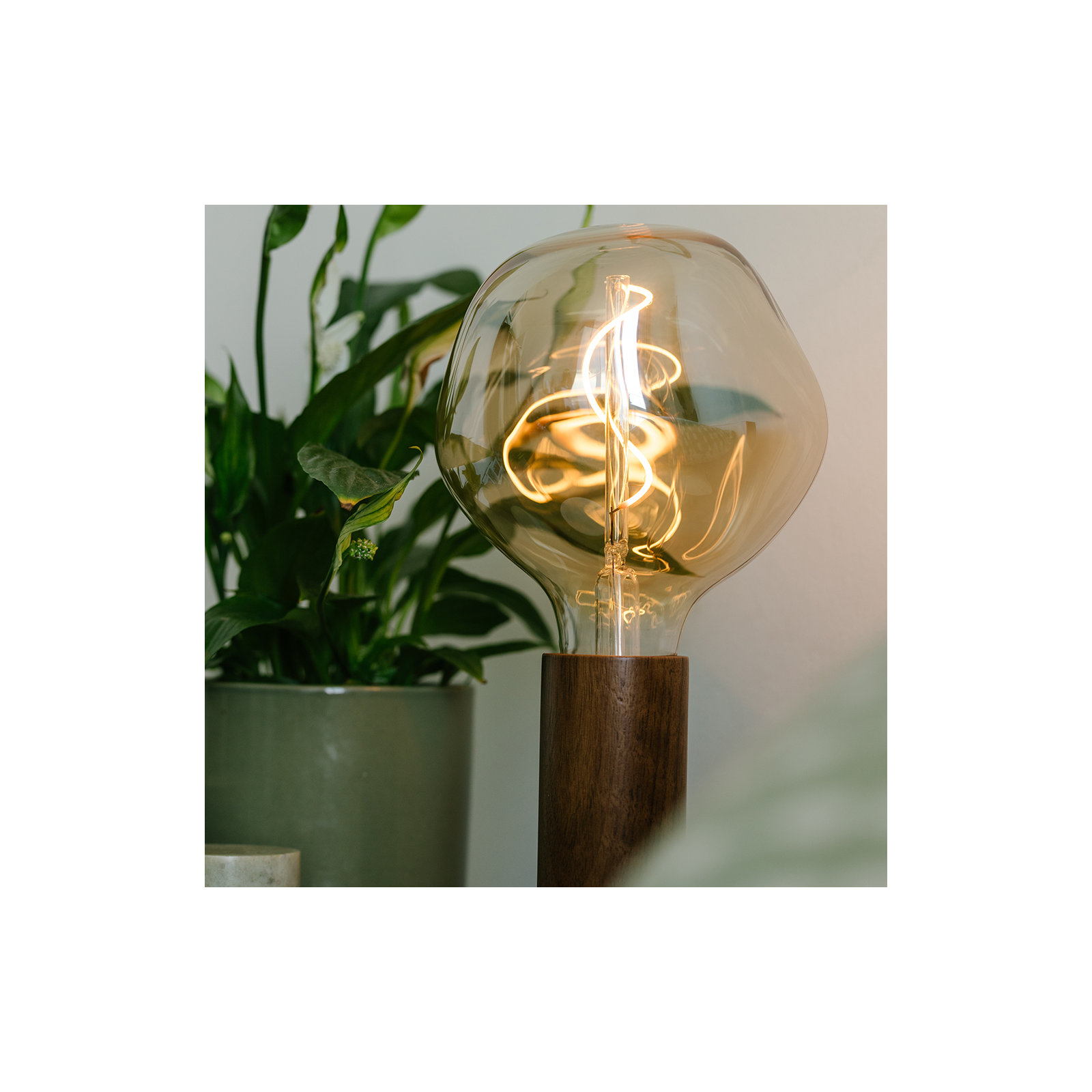 Knuckle Novelty Lamp, Walnut