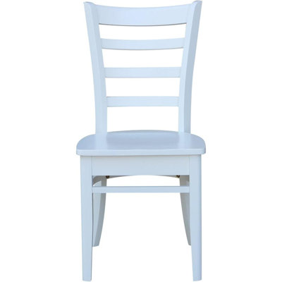 Chaise en bois massif Alvery