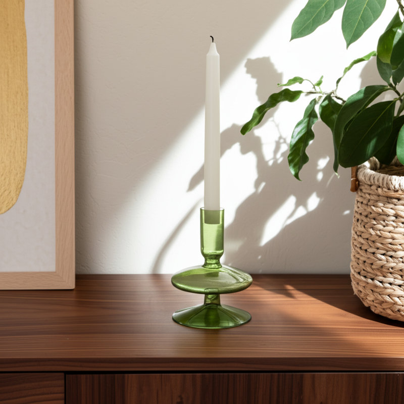 Porte-bougie sculpturale en verre H 5 po avec base arrondie, Vert