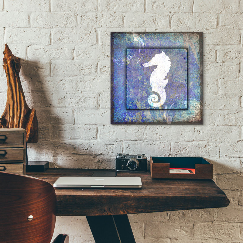 «Beach House Sea Horse» par Lightbox Journal, H 12 po x l 12 po x P 0,13 po